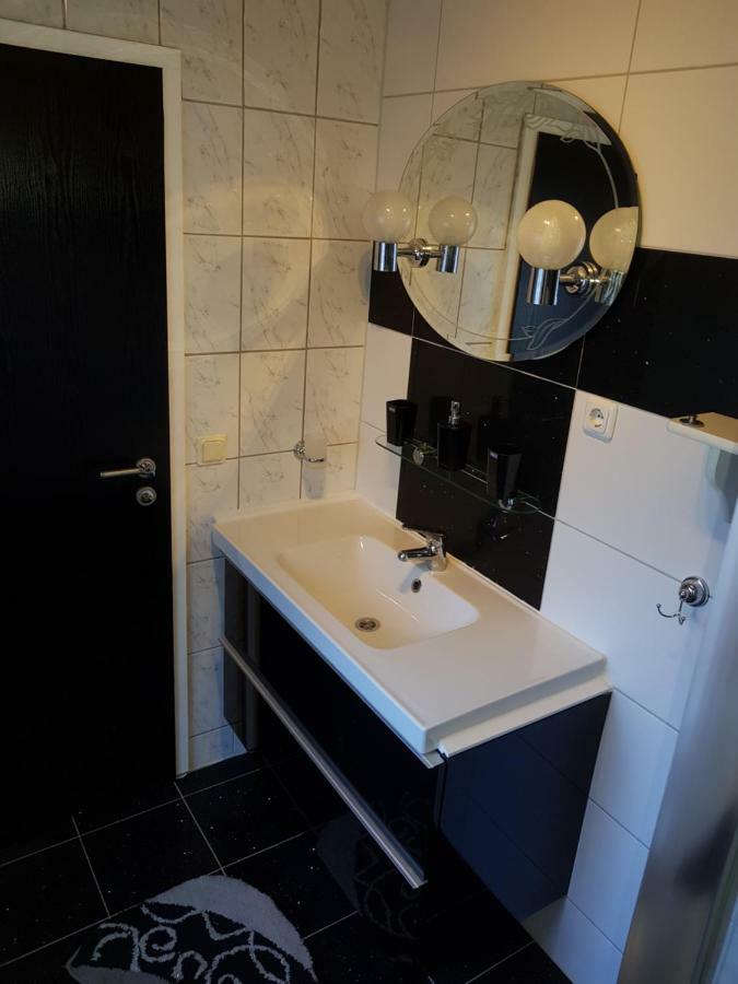 Ferienwohnung Roebel/Mueritz Esterno foto